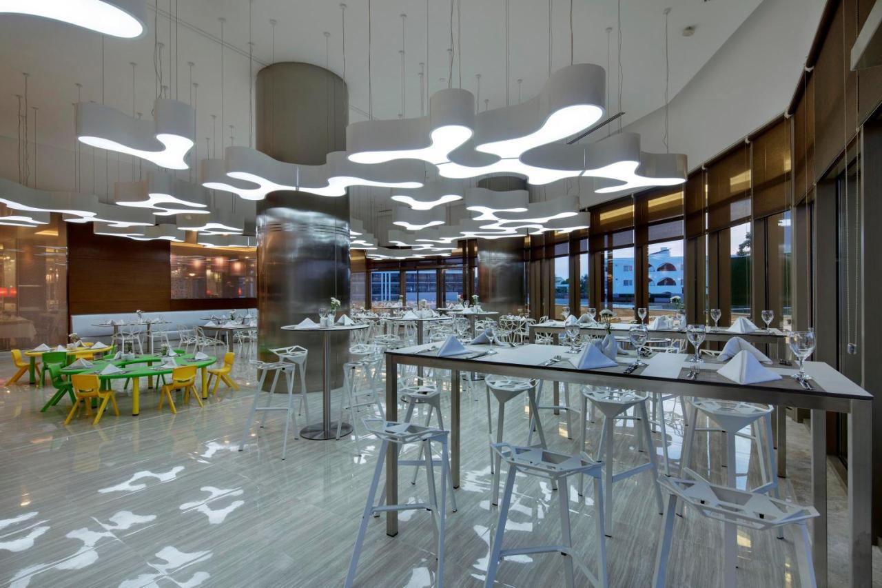 The Sense Deluxe Hotel Side Luaran gambar