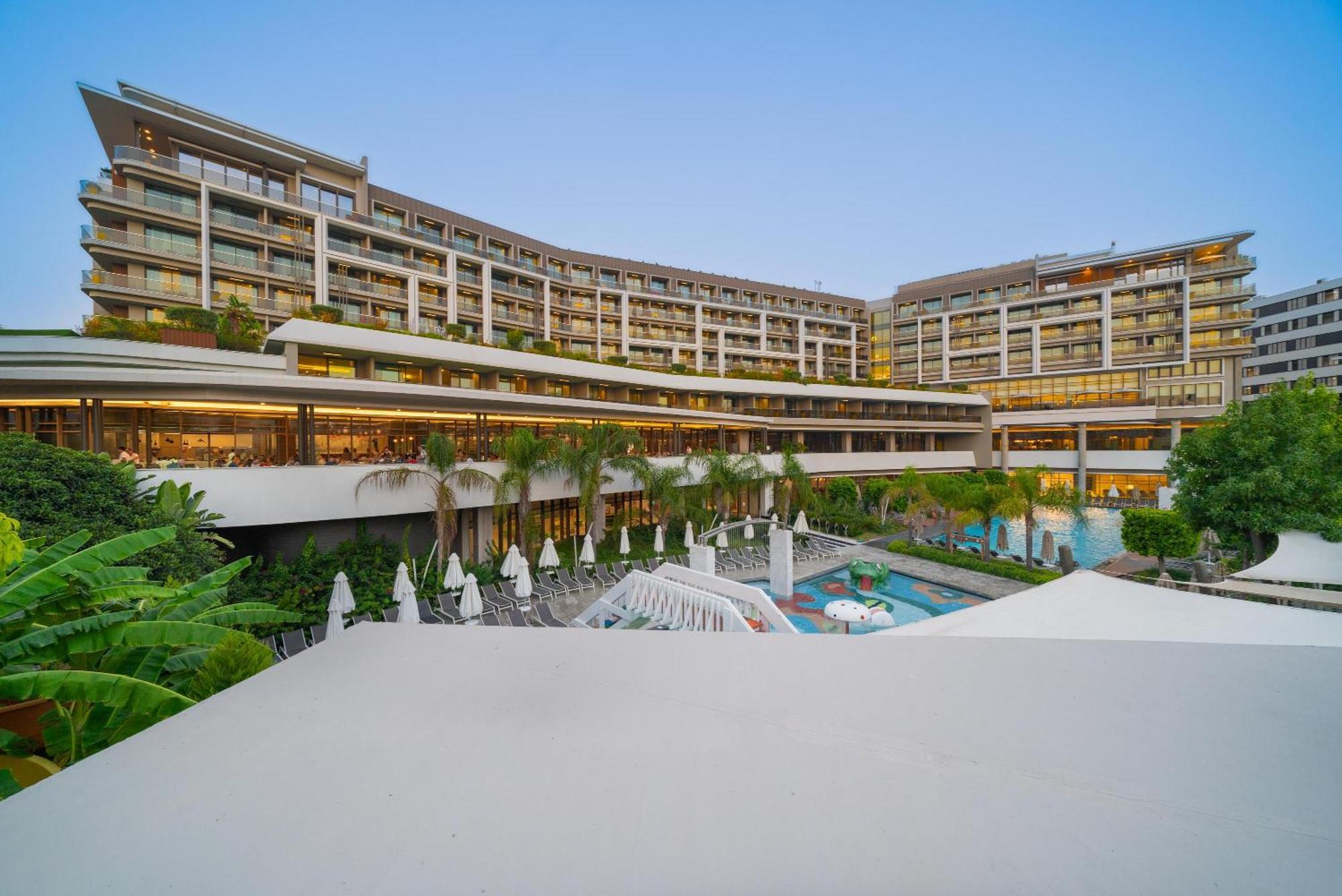The Sense Deluxe Hotel Side Luaran gambar